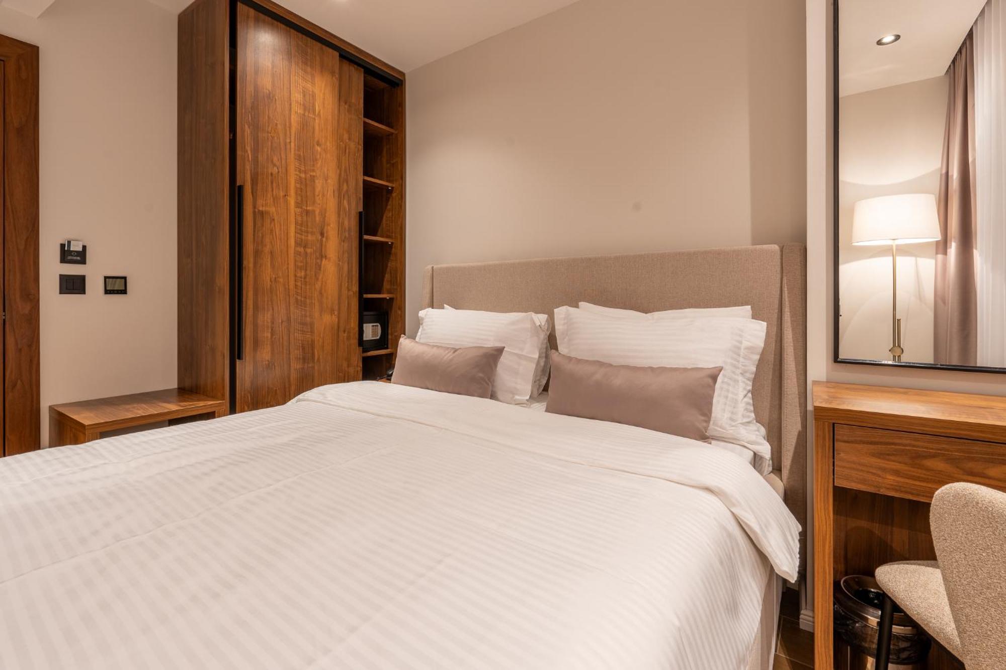 Ruby Hotel Prishtina Prishtinë Ngoại thất bức ảnh