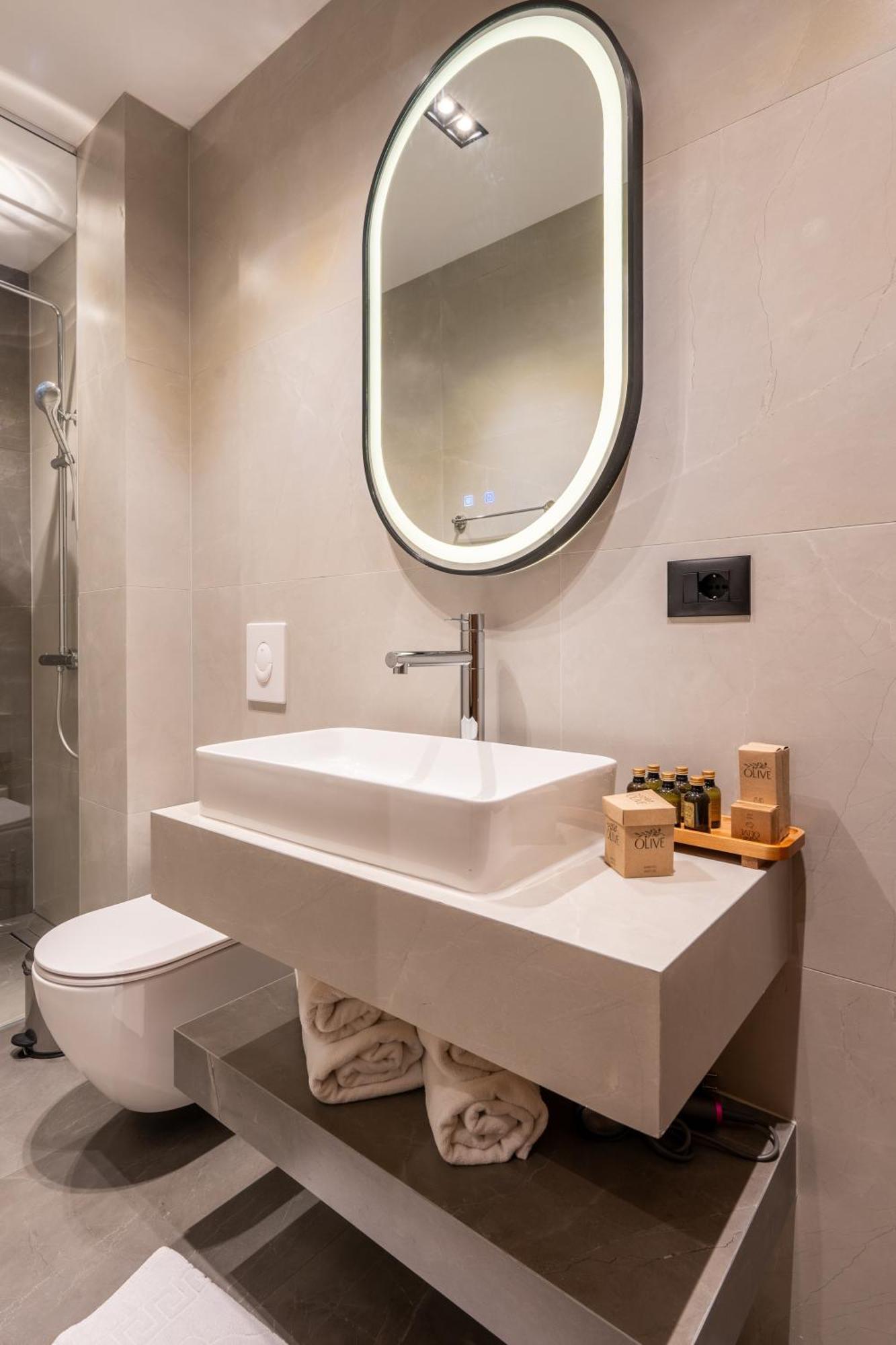 Ruby Hotel Prishtina Prishtinë Ngoại thất bức ảnh