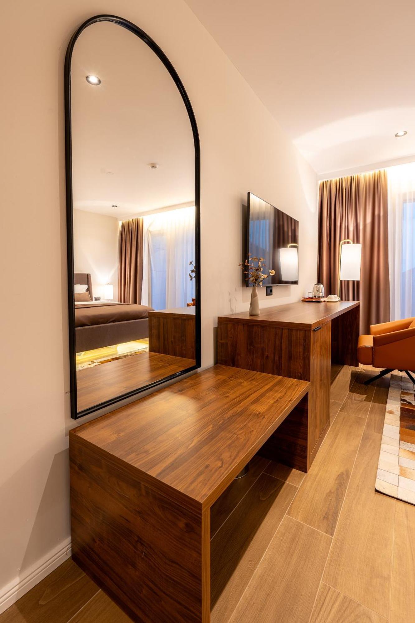 Ruby Hotel Prishtina Prishtinë Ngoại thất bức ảnh