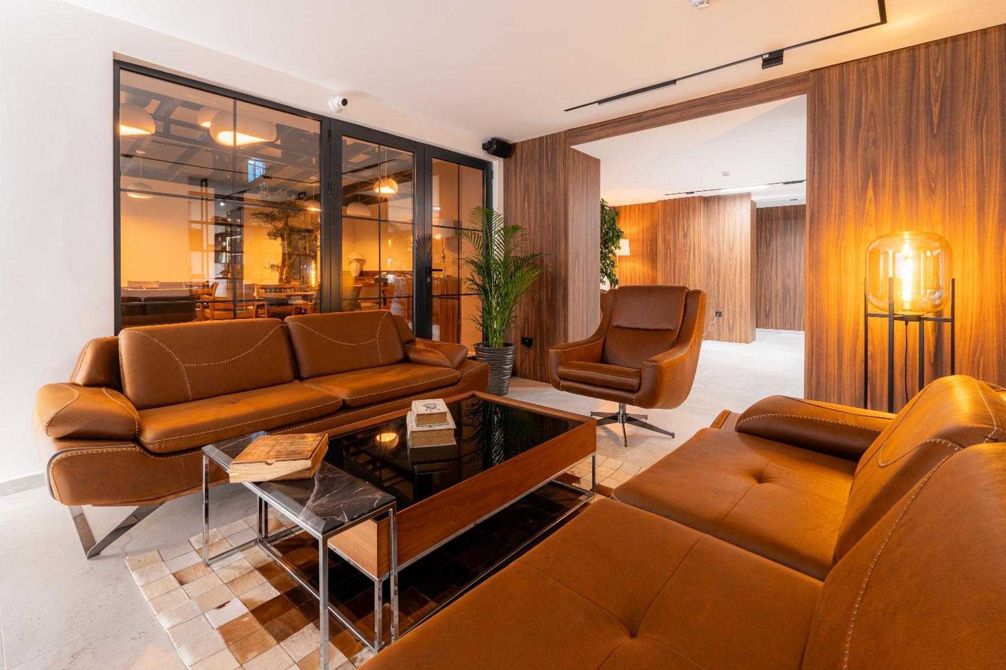 Ruby Hotel Prishtina Prishtinë Ngoại thất bức ảnh