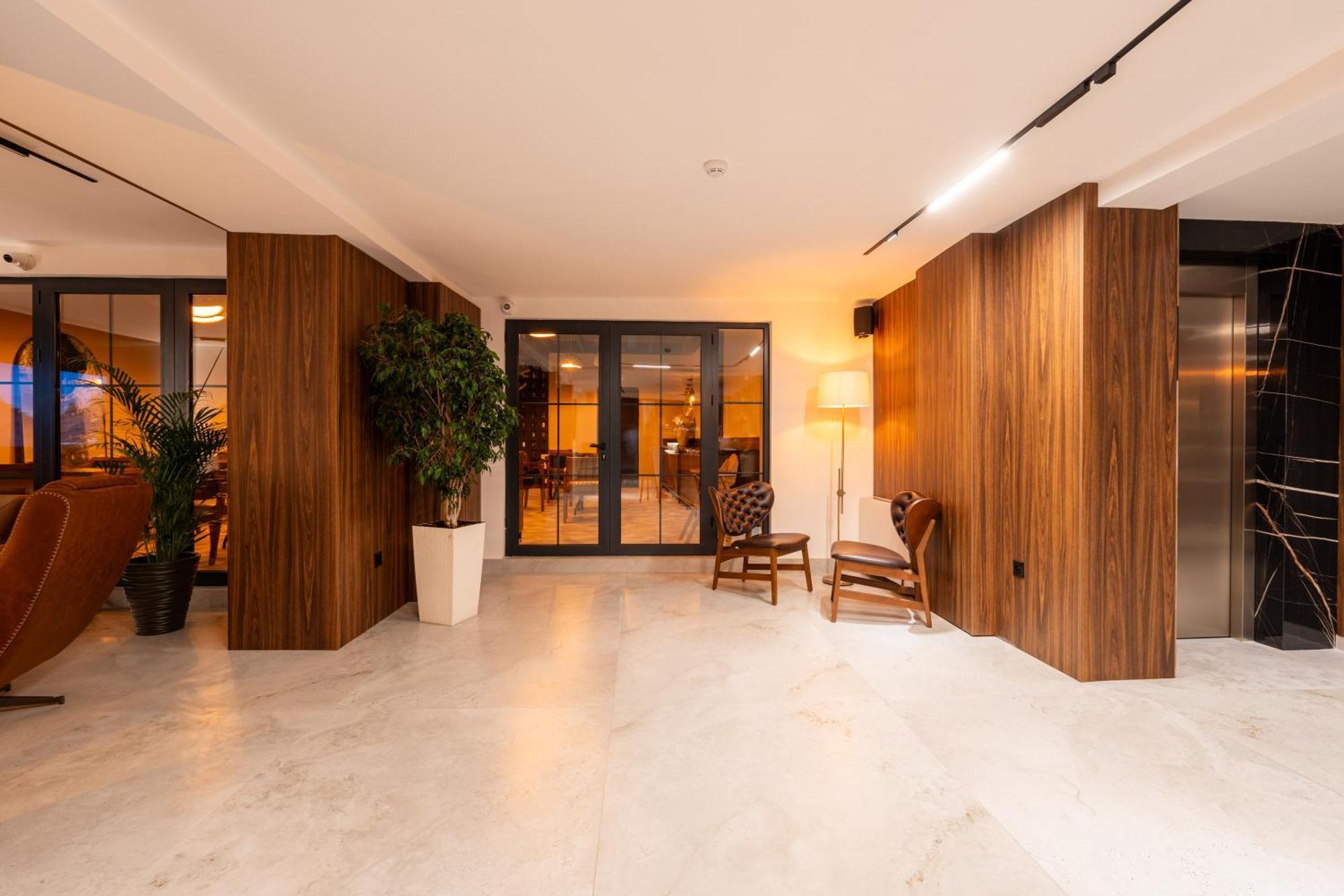 Ruby Hotel Prishtina Prishtinë Ngoại thất bức ảnh