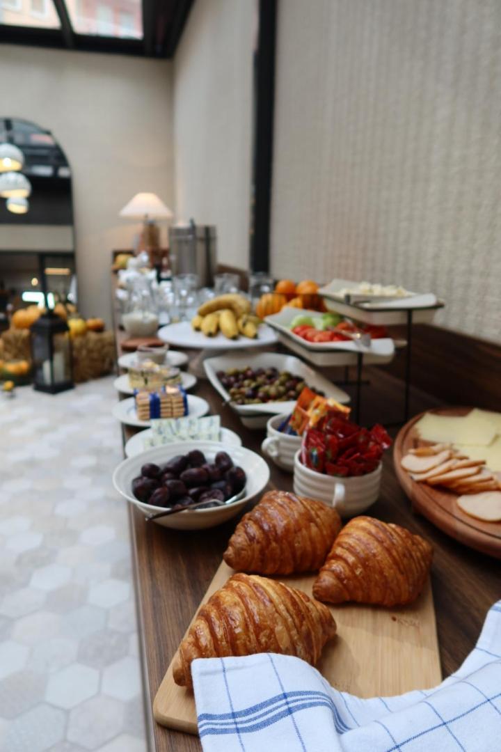 Ruby Hotel Prishtina Prishtinë Ngoại thất bức ảnh